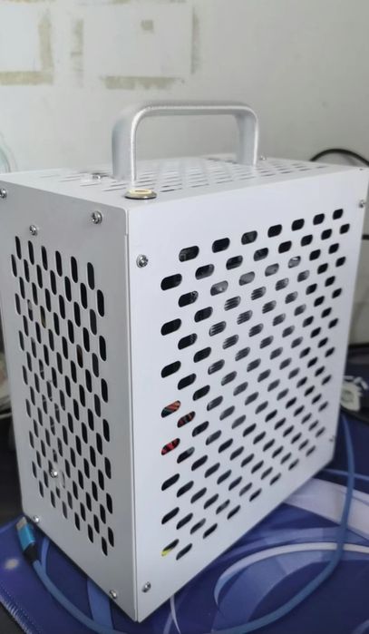 Белый MINI ITX пк.