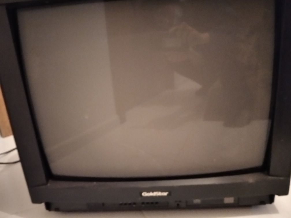 Televizor color cu telecomanda,plasma  Lcd 32a samsung nou