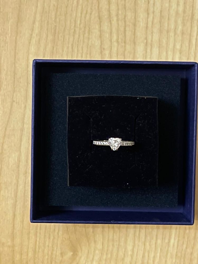 Кольцо и серьги Swarovski