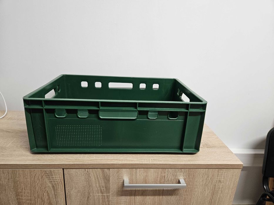 Naveta /lada plastic/tip E2 verde /super pret 27 ron