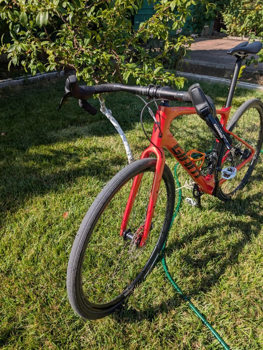 Bicicleta cursiera ,cx,gravel Giant fastroad advanced carbon 2024