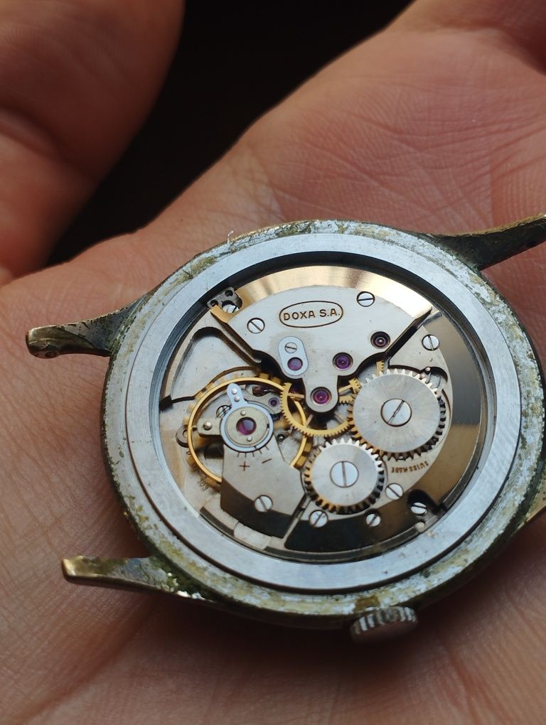 Часы Doxa швейцария