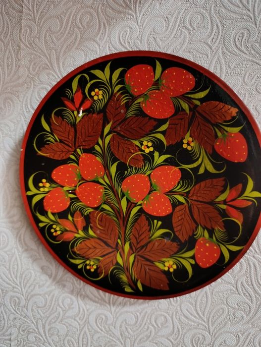 Тарелки деревянные настенные росписные