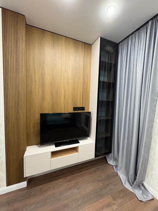 Сдам  новую 2-комнатную студию!