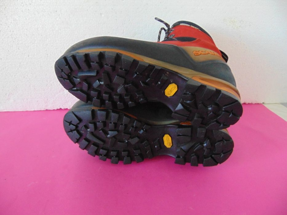 Scarpa Grand Dry Gore tex Vibram номер 39 1/2 Оригиналнии