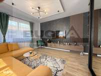 Apartament 2 camere, 58 mp, LUX, garaj, zona Teilor