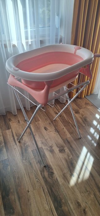 Вана плюс стойка за къпане на бебе