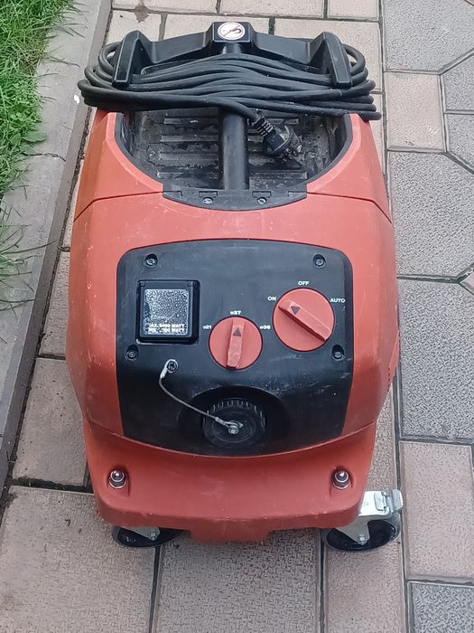 Aspirator industrial HILTI VC  20-UM ca și nou