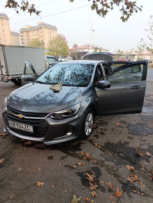 Продам свой Onix premier 2, 6 позиция