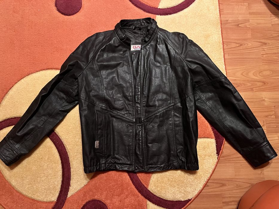 Geaca de piele romaneasca