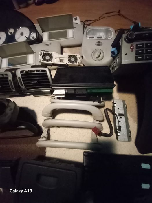 Vând piese Peugeot 407 sw  2005