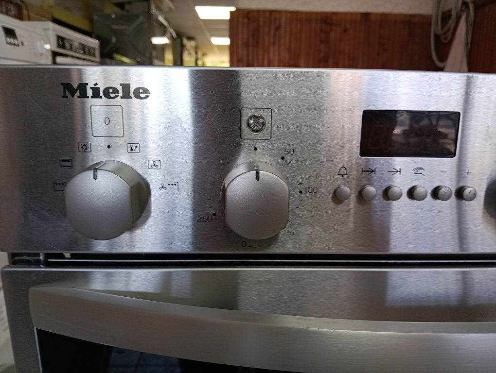 Иноксова печка за вграждане Miele Made in Germany 2 години гаранция!
