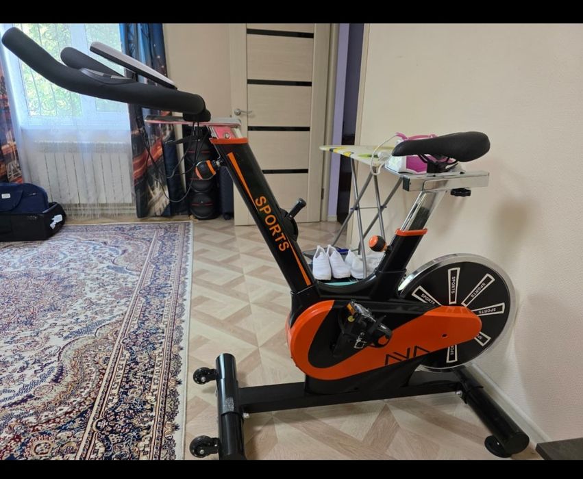 Велотренажер новый