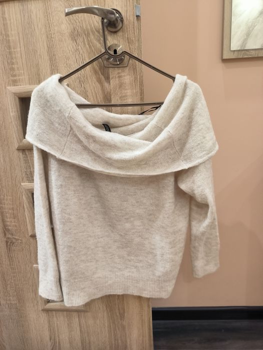 Блуза с паднали рамене