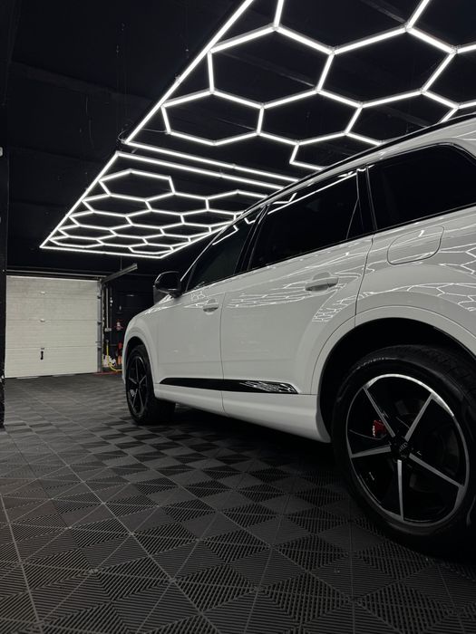 Audi Q7-Etron Plug-in Hybrid