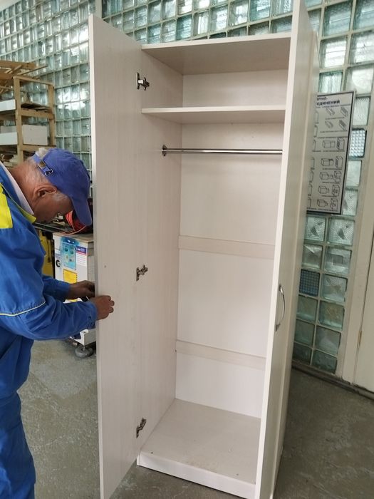 Продам шкаф платедьный, новый 2 шт