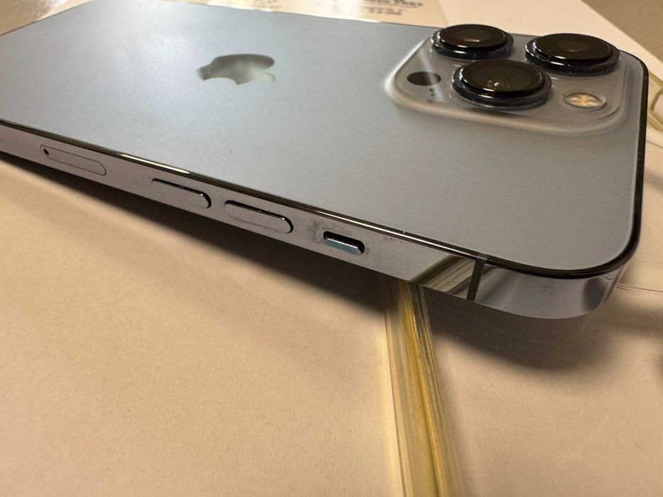 Iphone 13 Pro 128GB battery health 100%