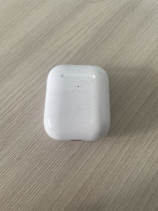 Продам airpods 2 оригинал