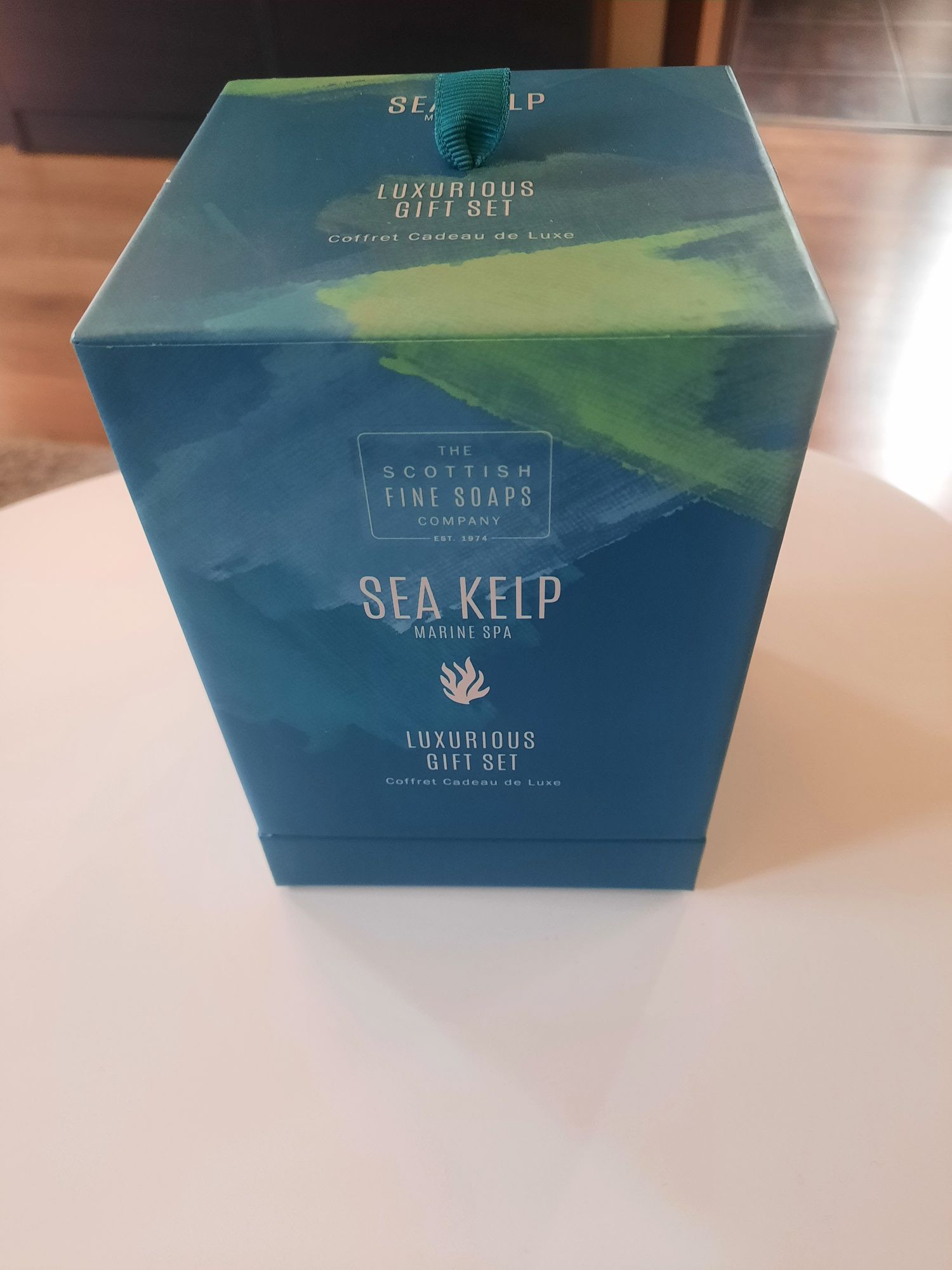 Set sea kelp marine spa