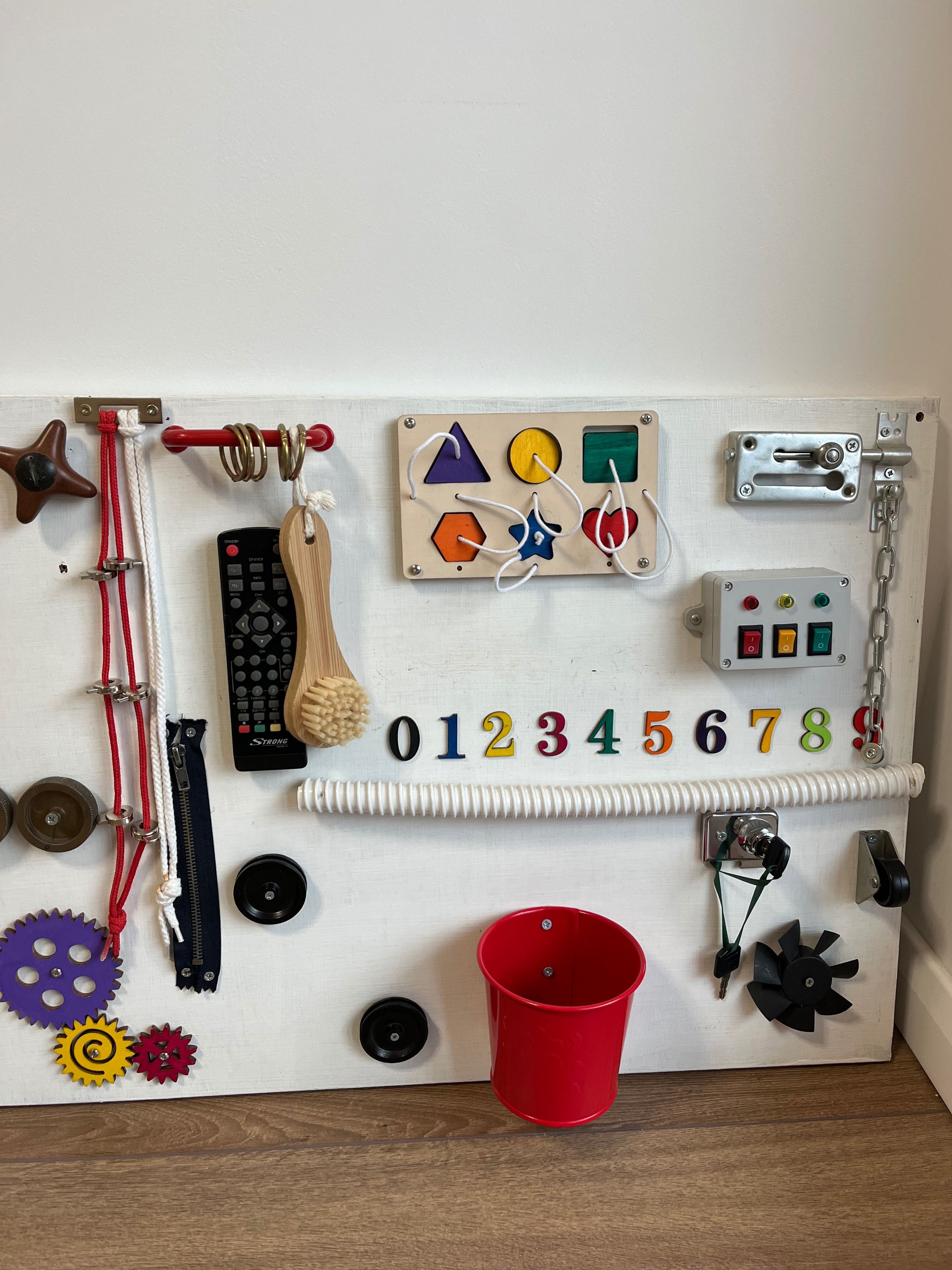 Бизи борд/ Busy board