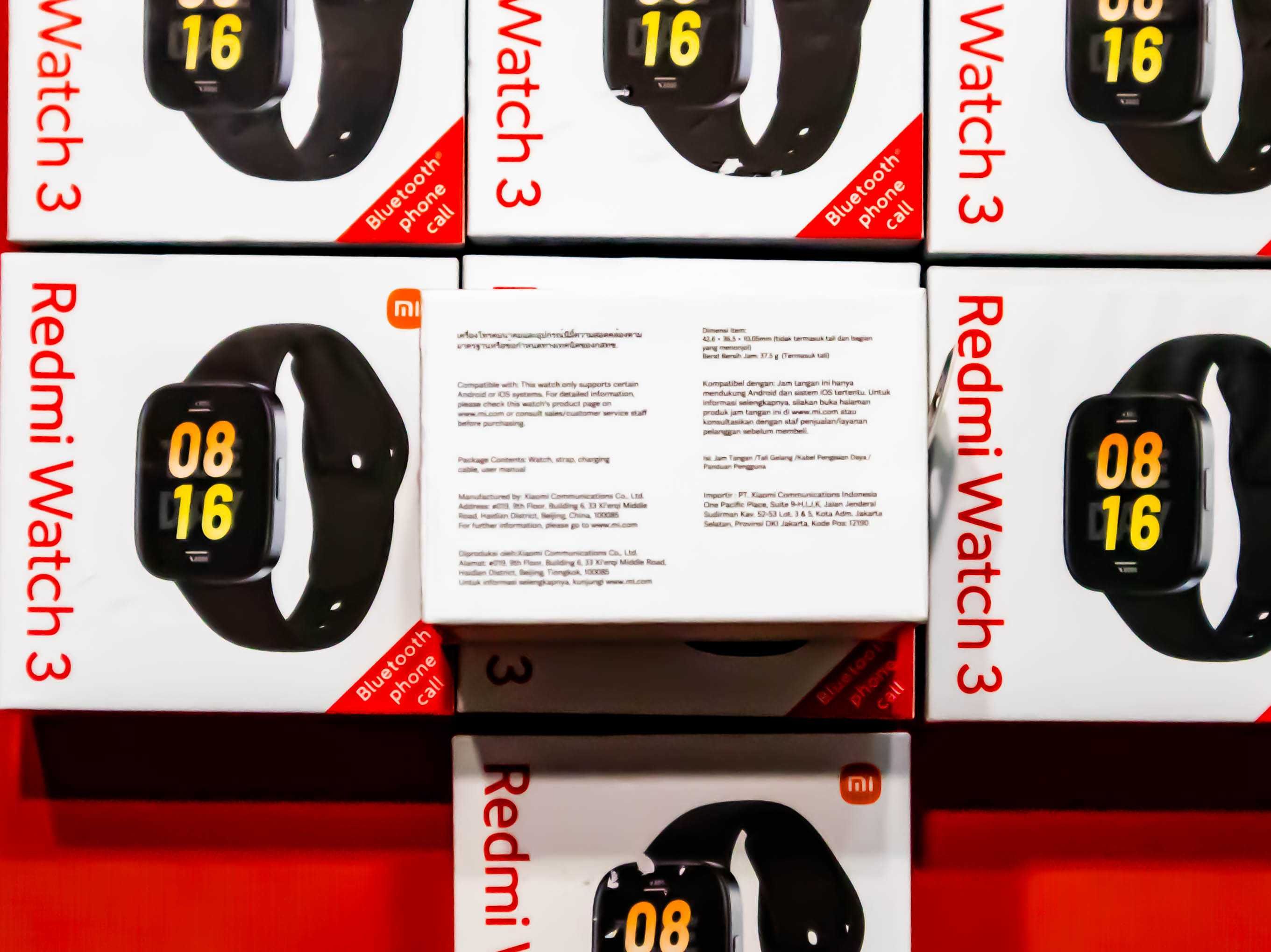 НОВИ! XIAOMI Redmi Watch 3 – AMOLED дисплей и метален корпус