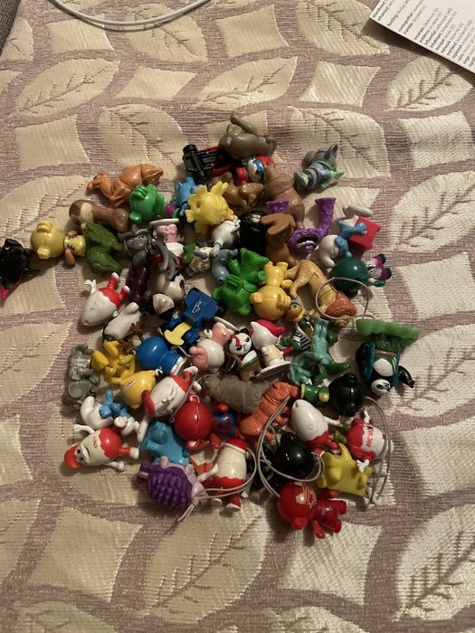 Старые киндеры все по 100 тг