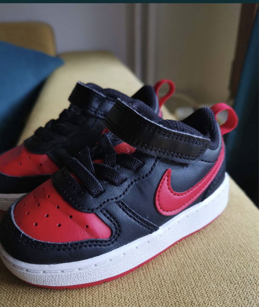 Nike  , jordan , Guess