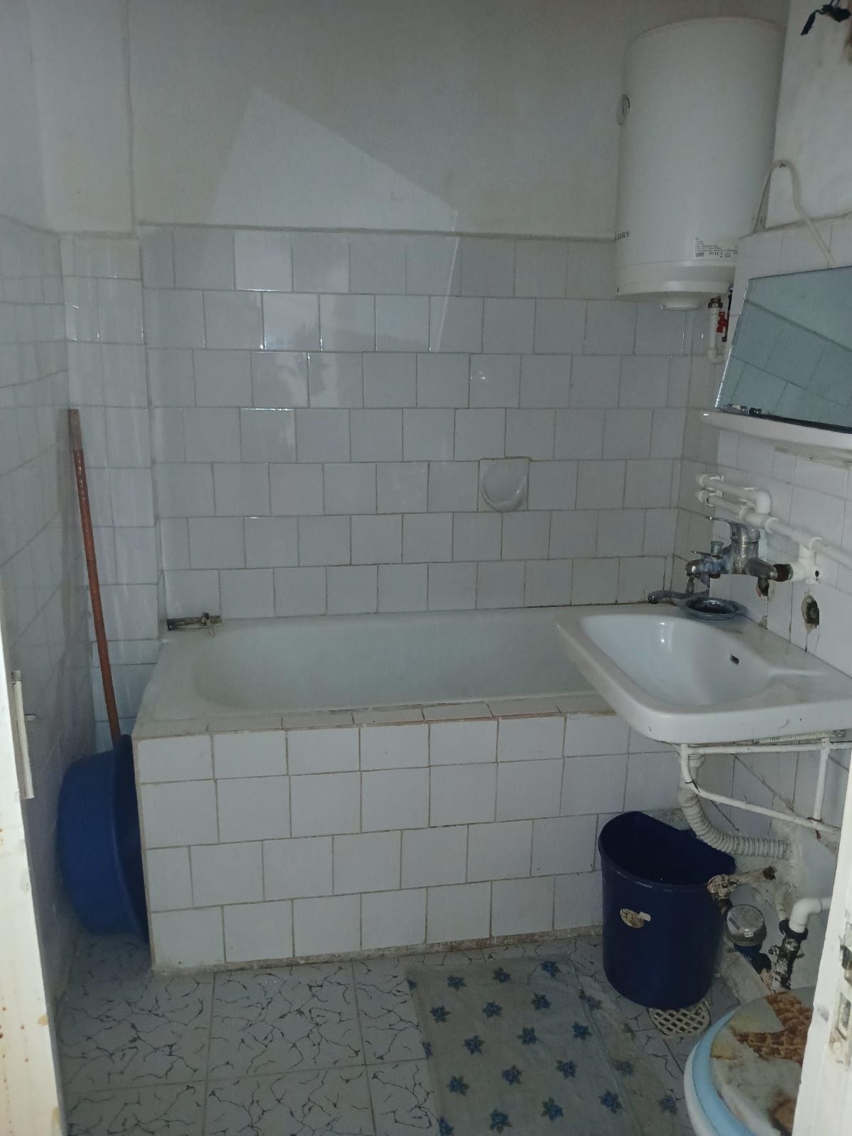 Vând apartament 2camere Filiași