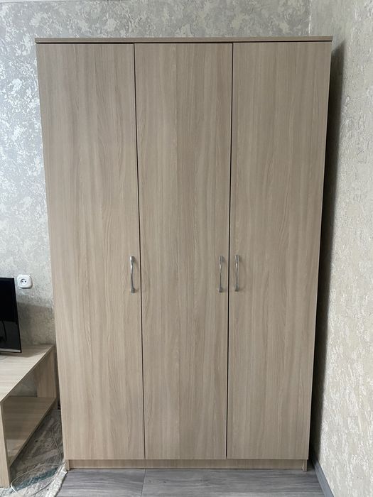 Продам шкаф в отличном состоянии