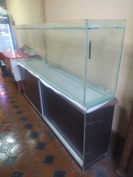 Продаётся аквариум