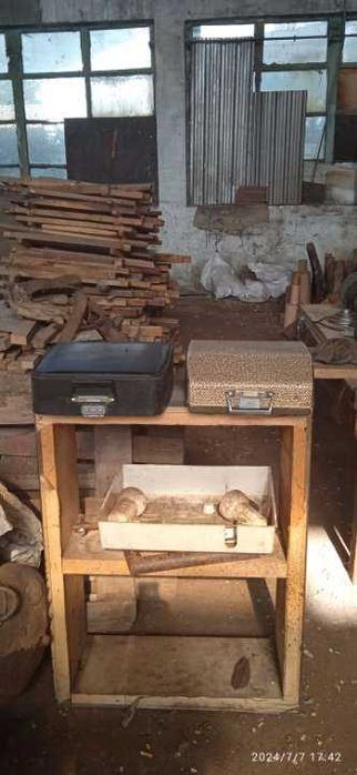 Пишещи машини, български, почти неизползвани