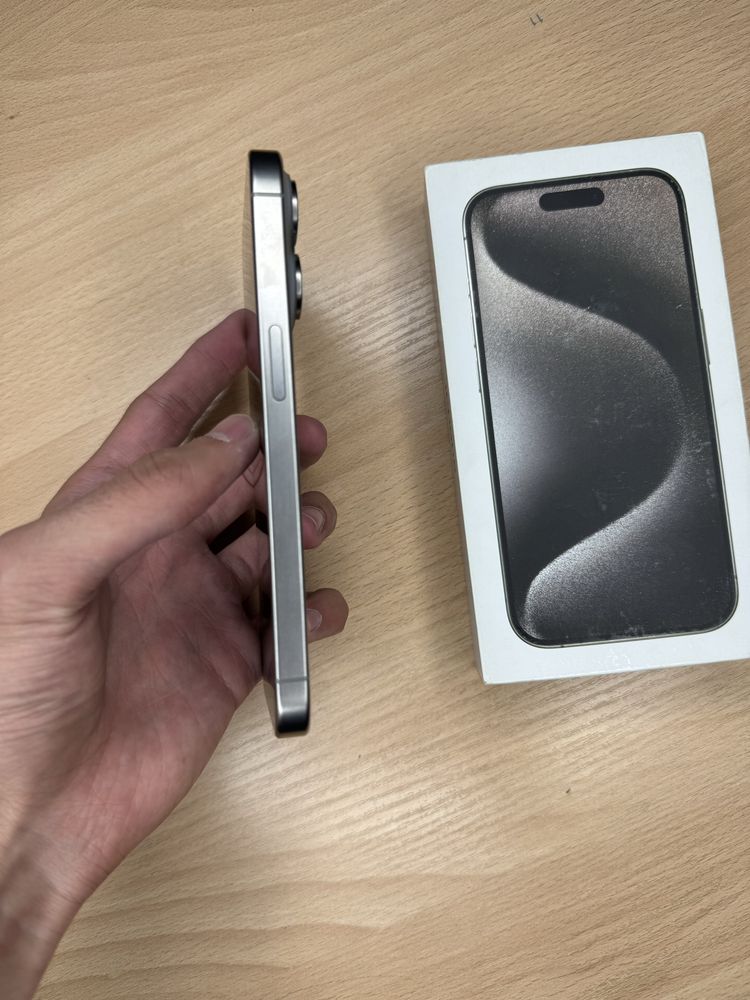 iPhone 15 pro 128GB