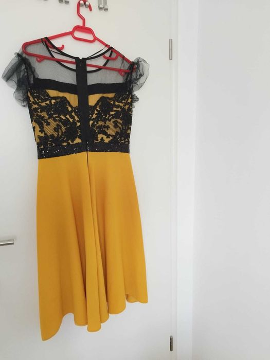 Rochie dama, ocazie, marimea 38, galben cu negru