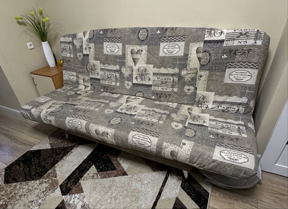 Продам диван срочно