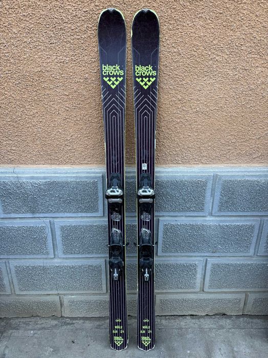 schi black crows orb L169,2cm