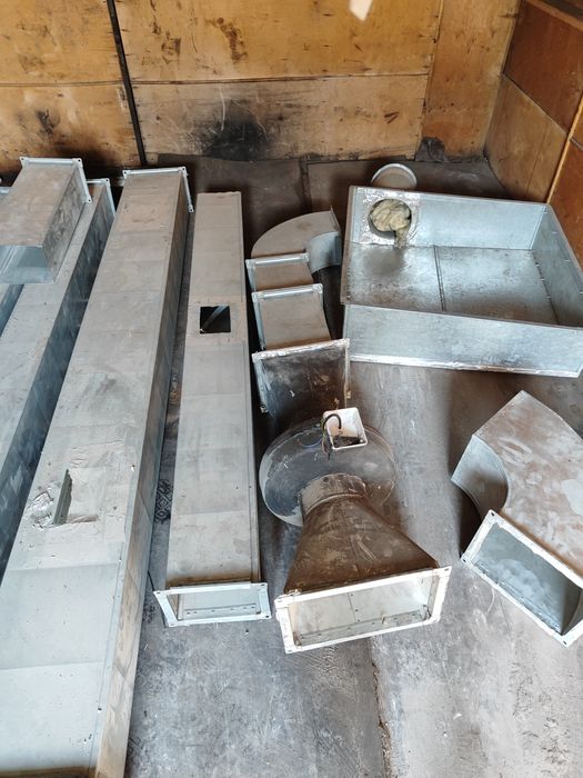 Продаю вытежку б/у