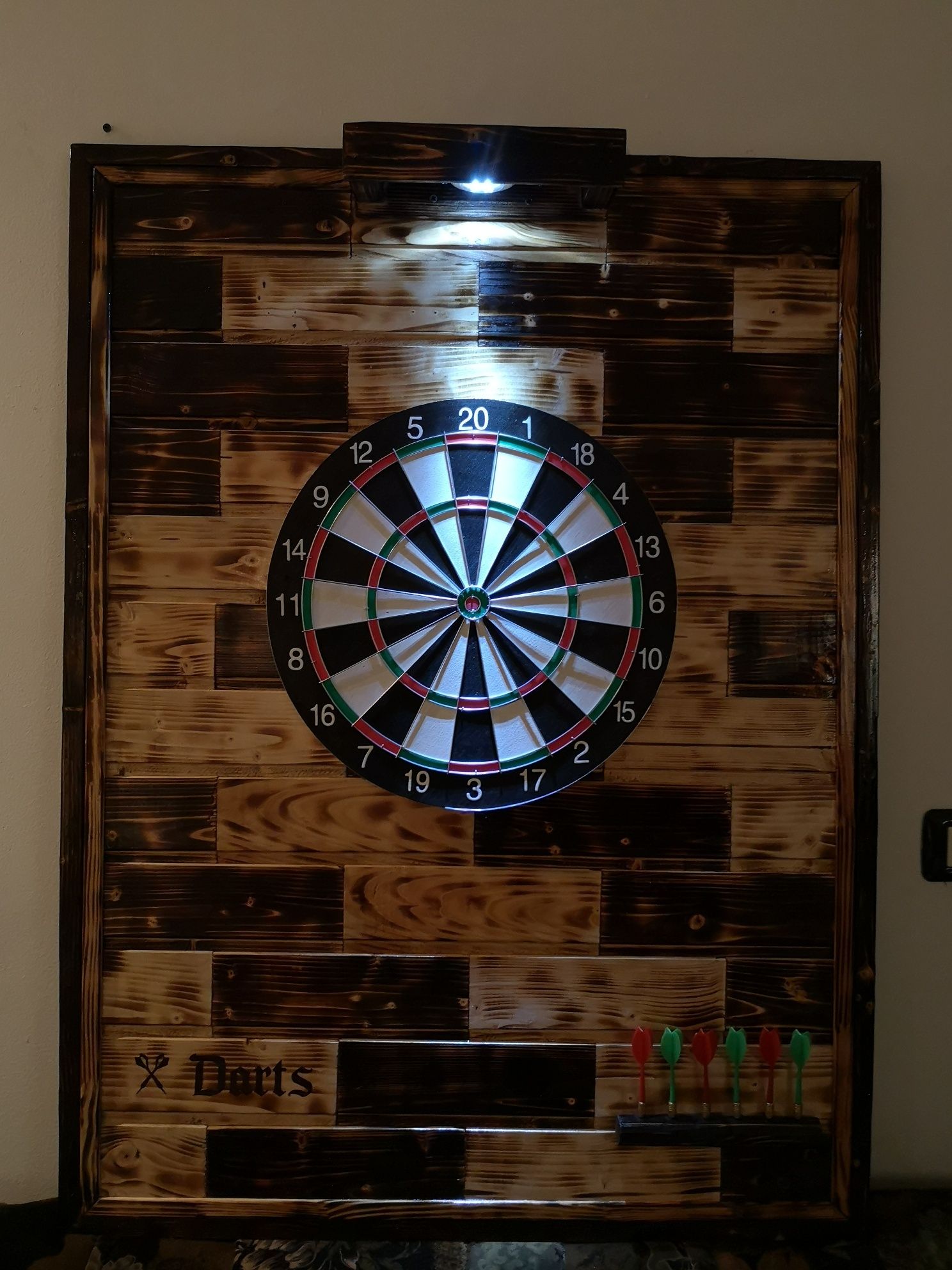 Panou darts lemn