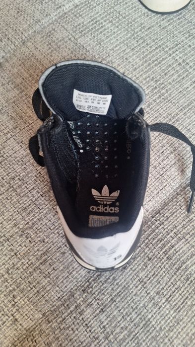 Adidas Samoa copii marimea 28FR(EUR)