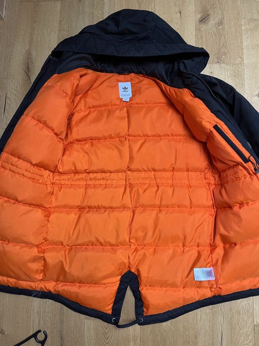 Дамска парка Adidas с естествен пух