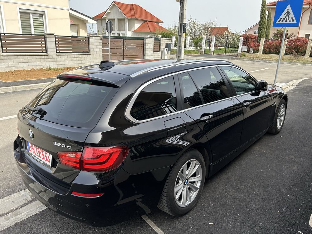 BMW 520d F11 184 CP An: 2012/Bi-xenon/Navi mare/Germania