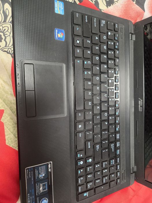 ASUS X54H SERIES  in stare impecabilă !!