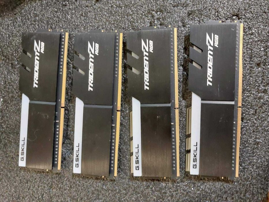16GB DDR4 3600Mhz CL16 - G.Skill TridentZ RGB