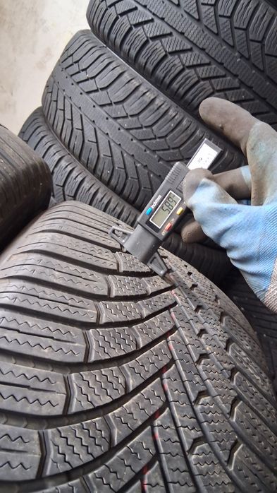 2-броя зимни гуми BRIDGESTONE 255/45/R19