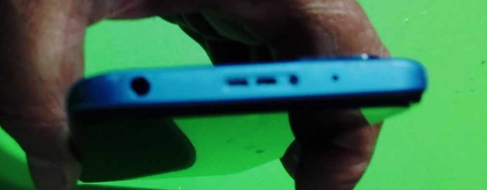 red mi 10, 4/64 телефони сотилади.