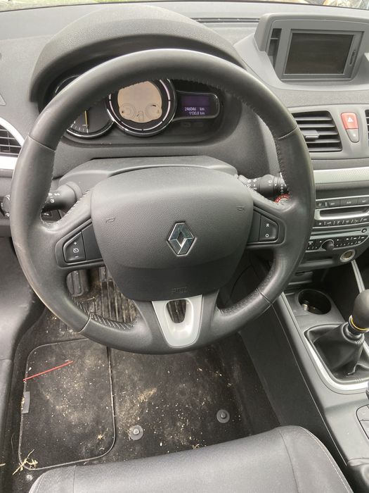 Plansa de bord airbag volan airbag pasager renault megane 3 centuri