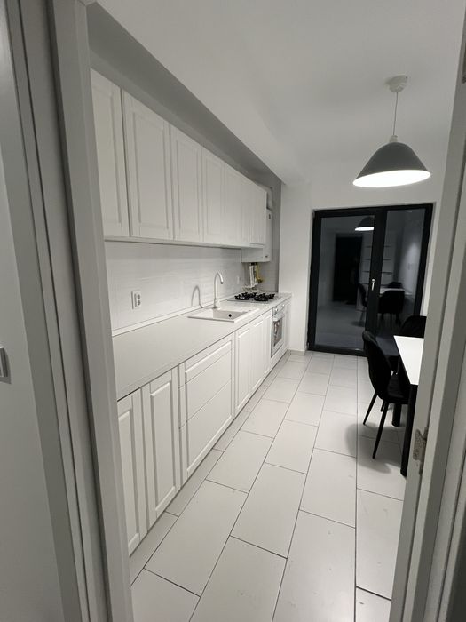 Persoana fizica. Apartament cu 2 camere cu gradina