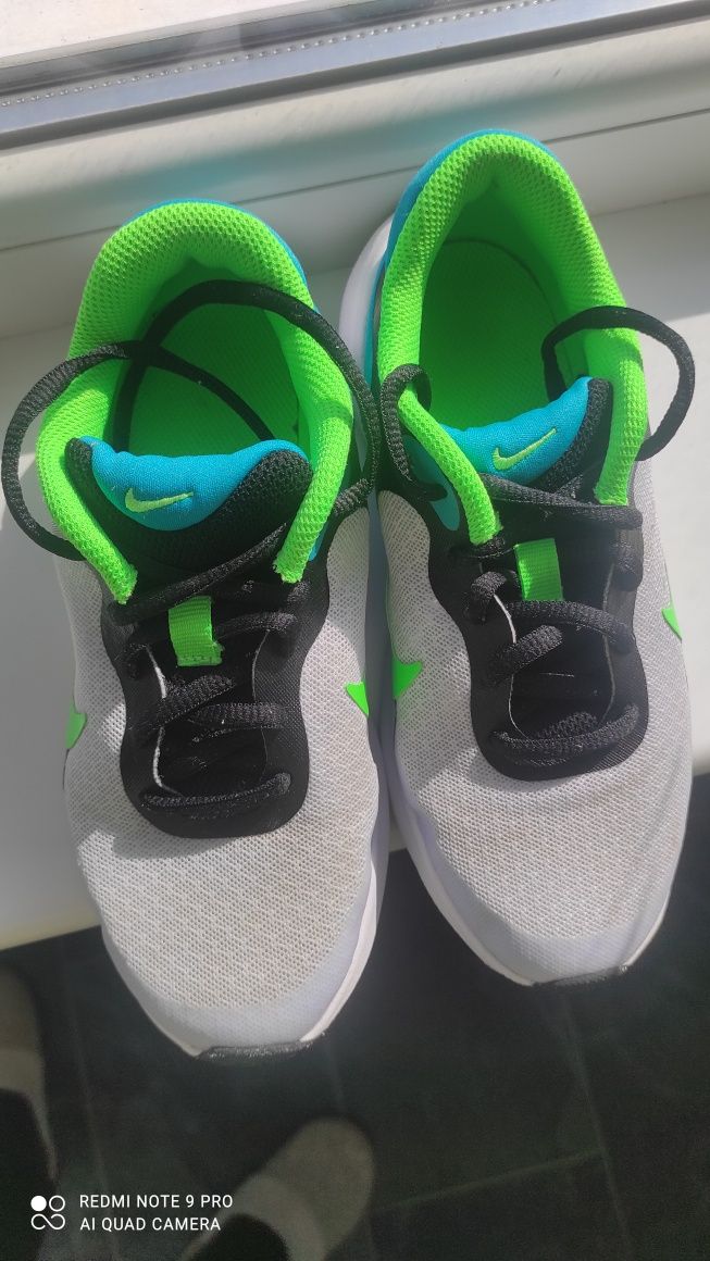 Nike 33 номер за момче
