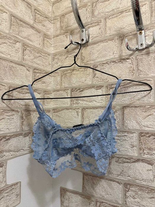 Stradivarius - Бюстие