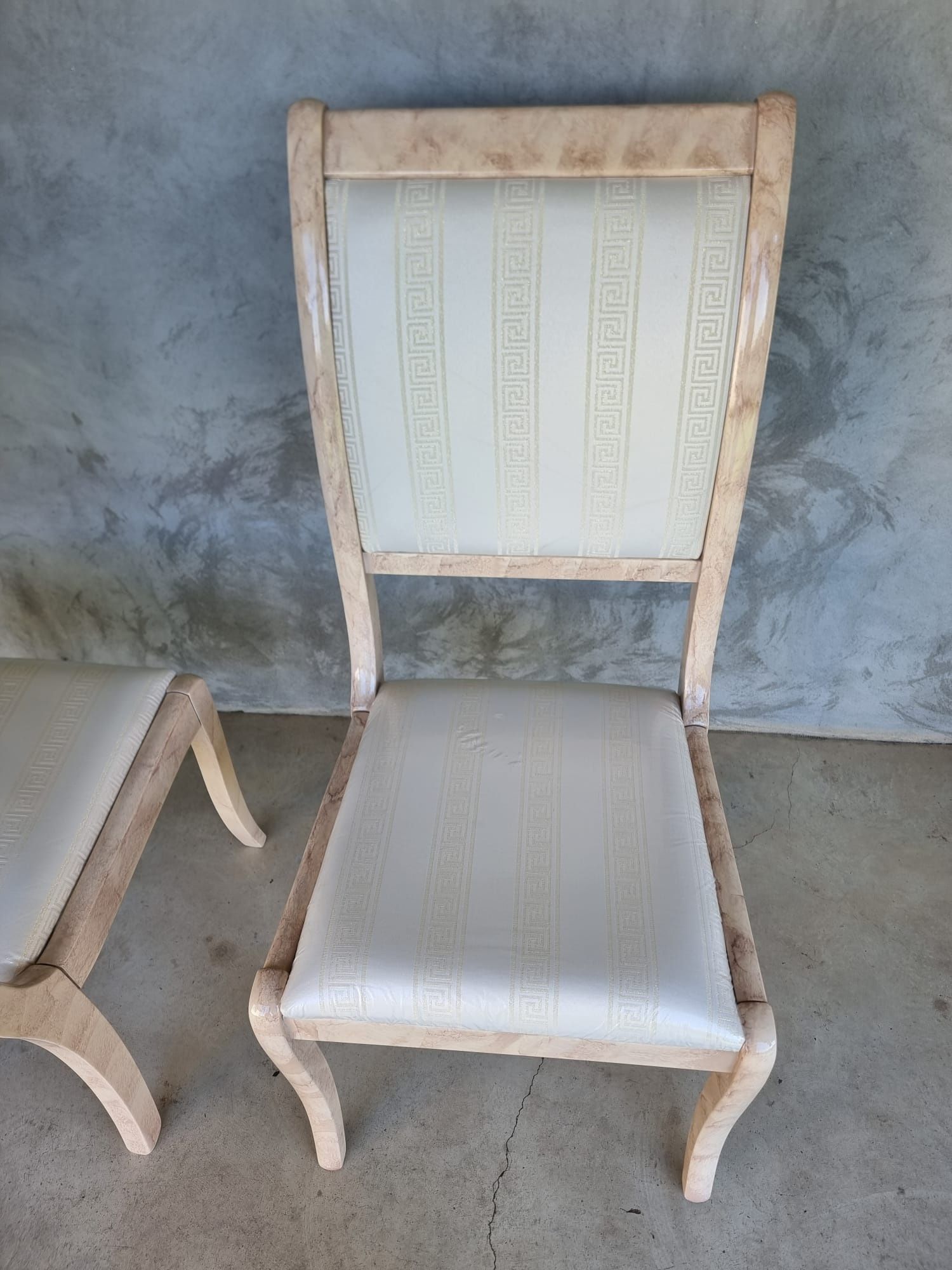 6 scaune noi culoarea crem/alb