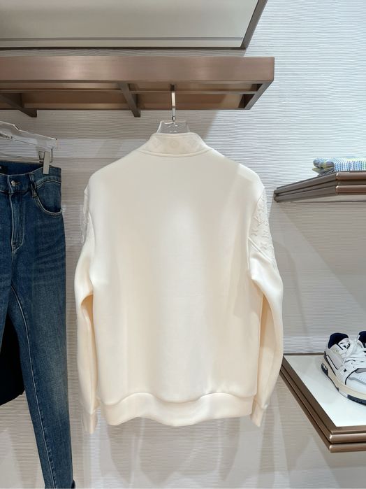 Bluza Louis Vuitton , calitate premium , pe comanda , noua , M